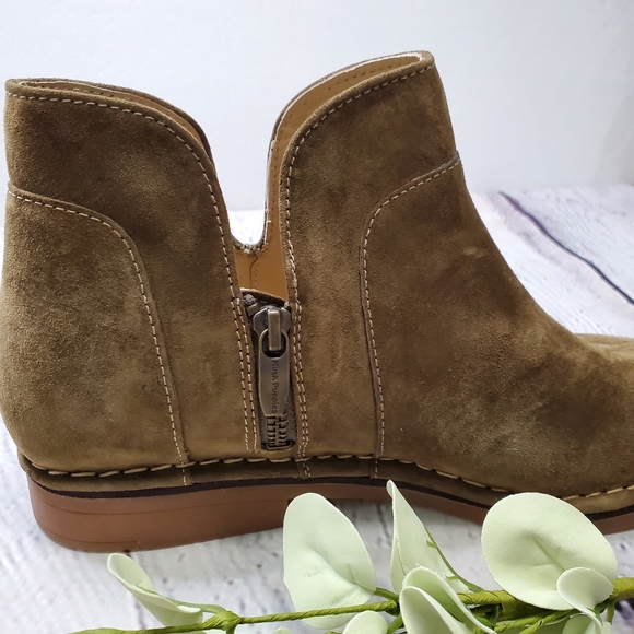 hush puppies claudia catelyn